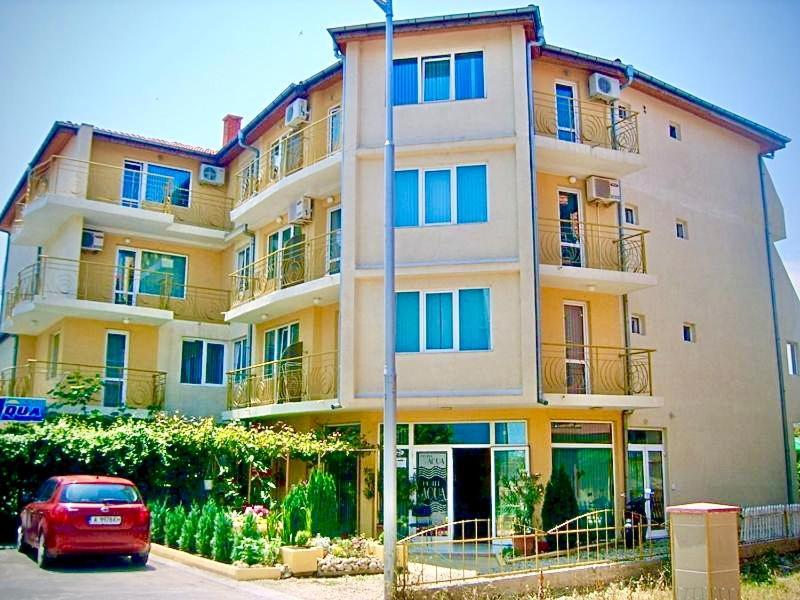 Family Hotel Aqua Ravda Exterior photo